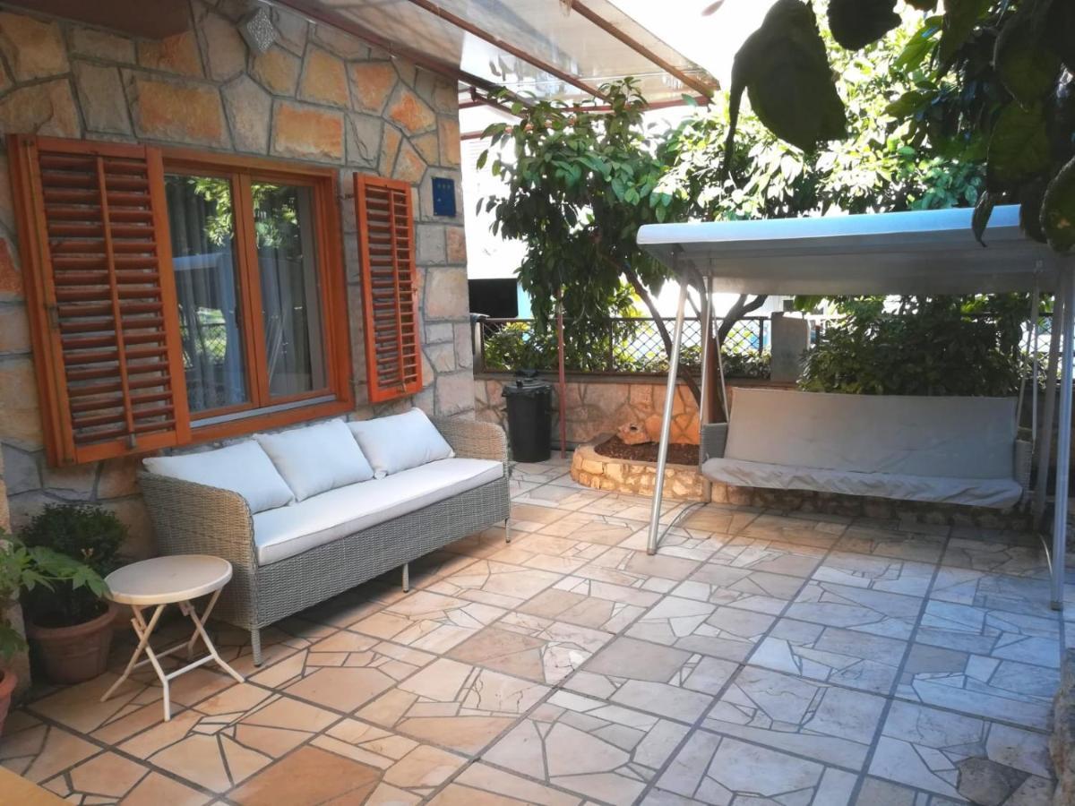 Holiday House With A Parking Space Svirce, Hvar - 17682 Vrbanj Bagian luar foto