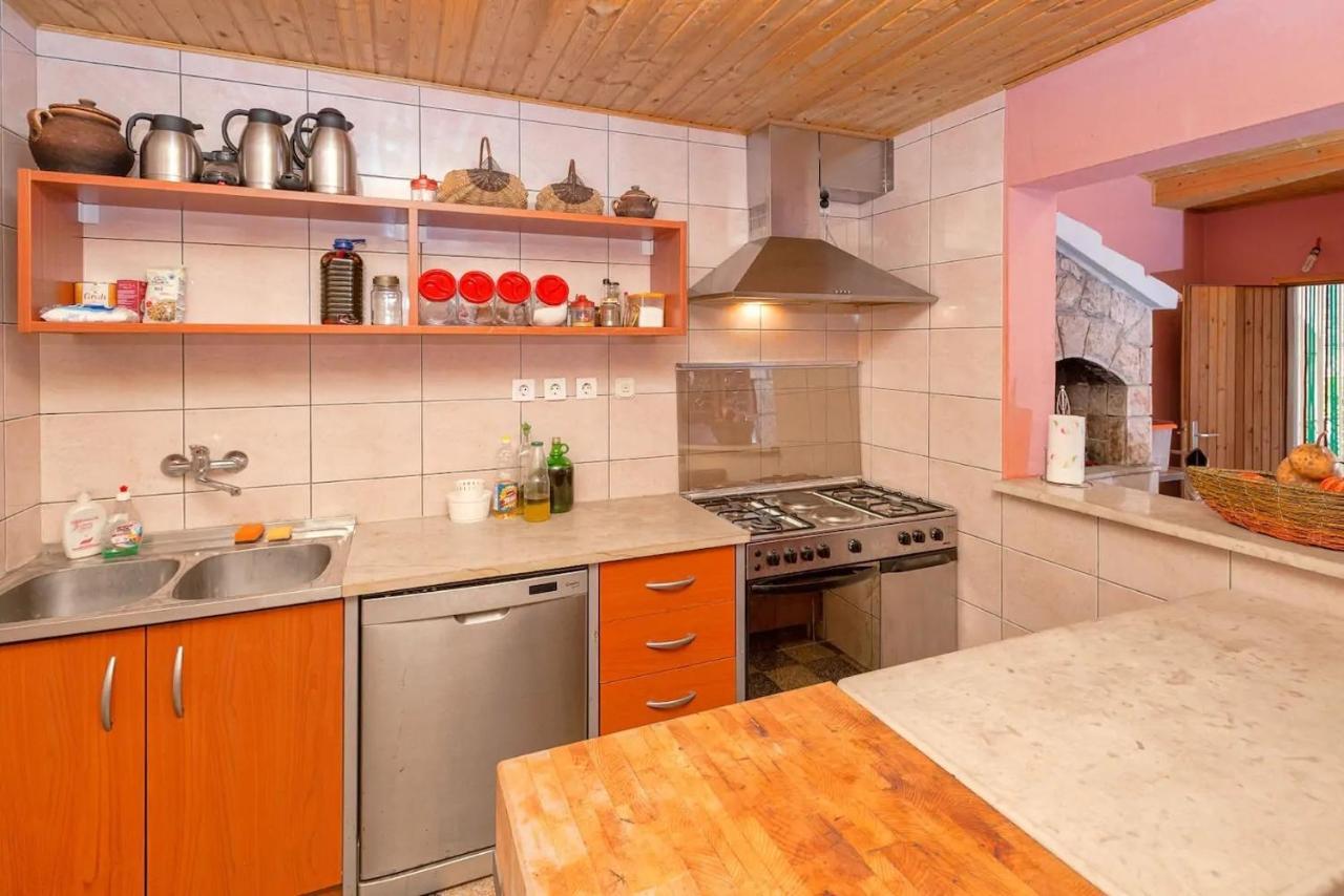Holiday House With A Parking Space Svirce, Hvar - 17682 Vrbanj Bagian luar foto