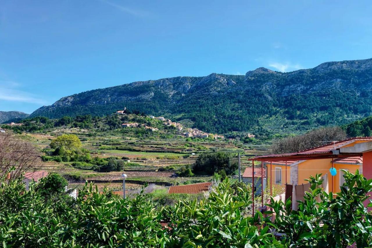 Holiday House With A Parking Space Svirce, Hvar - 17682 Vrbanj Bagian luar foto